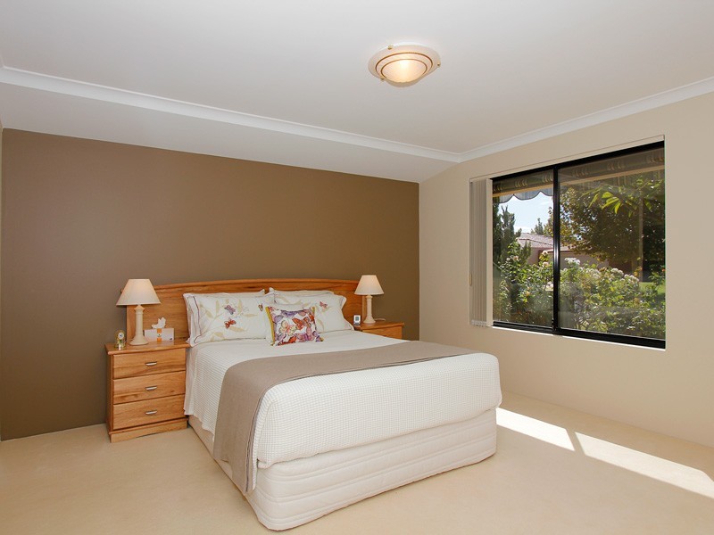 64 Folland Parade, Atwell WA 6164