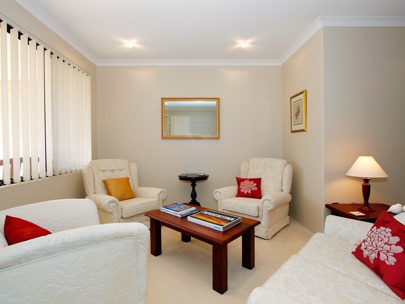 64 Folland Parade, Atwell WA 6164