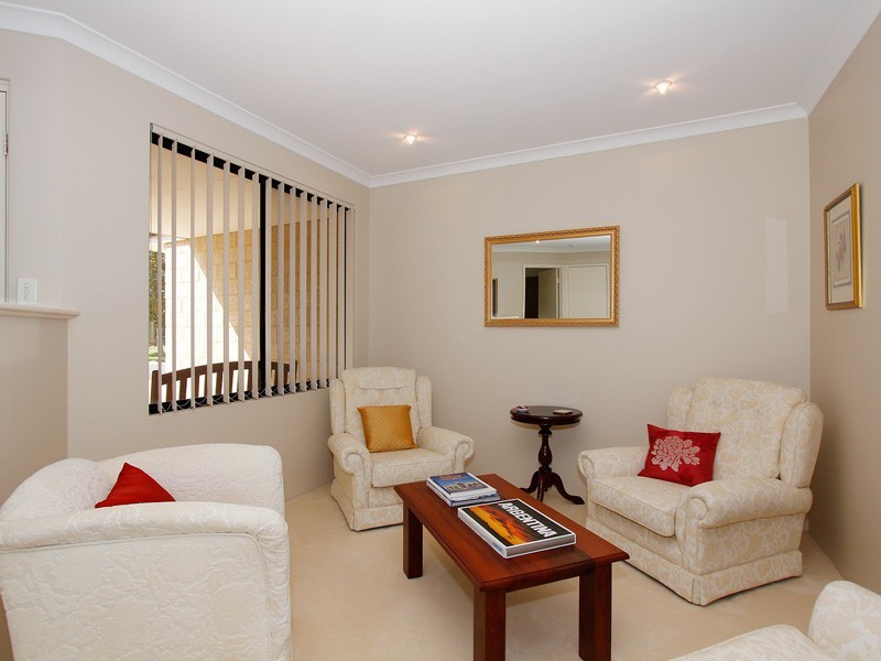 64 Folland Parade, Atwell WA 6164