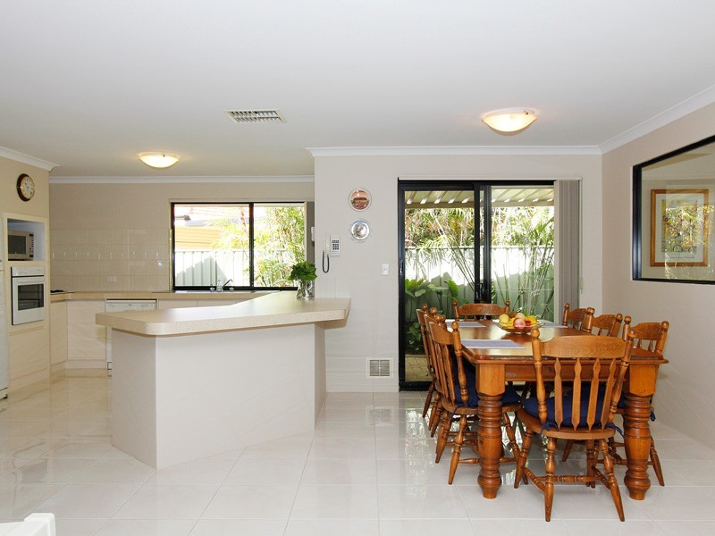 64 Folland Parade, Atwell WA 6164