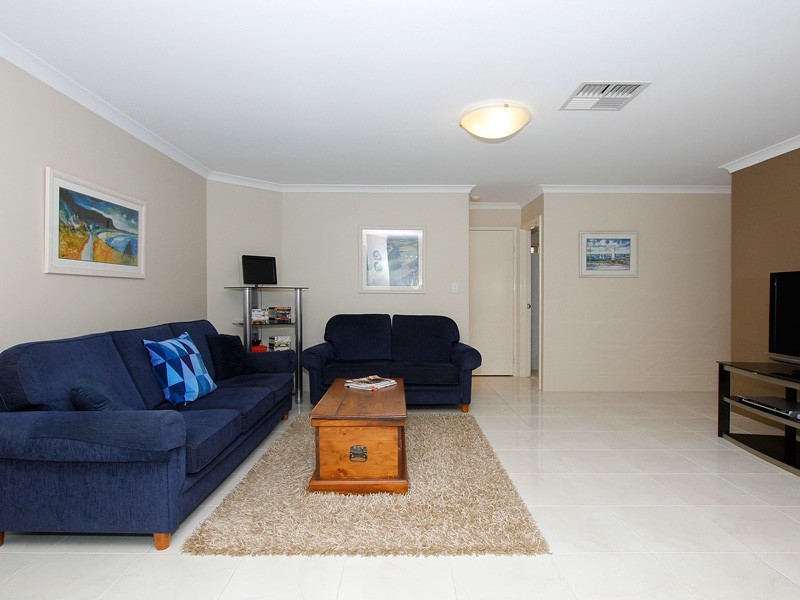 64 Folland Parade, Atwell WA 6164