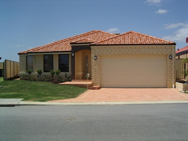 31 Domain Circle, Success WA 6164