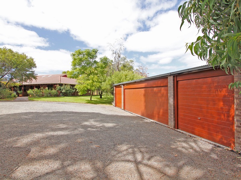 10 Lakes Way, Jandakot WA 6164