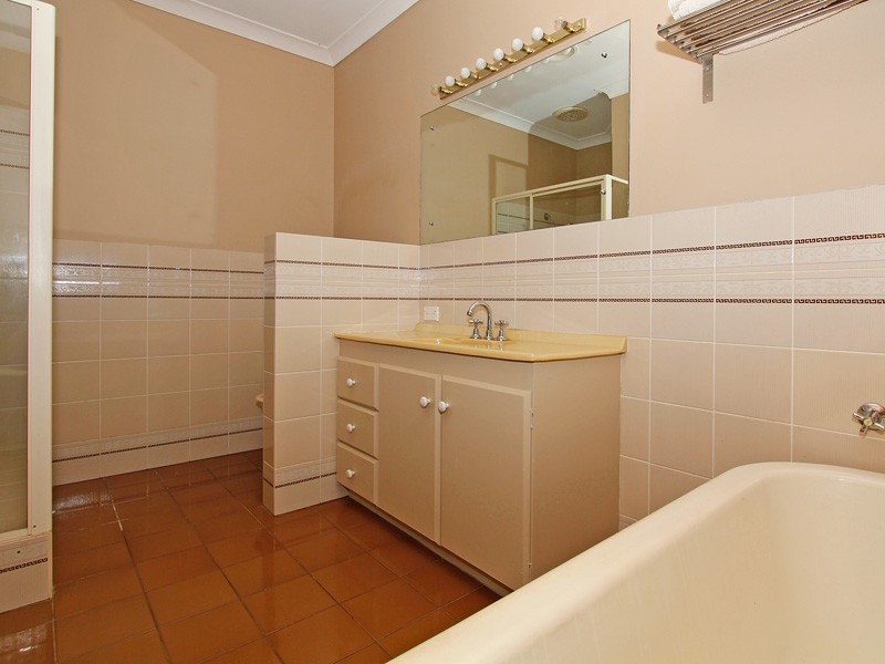 10 Lakes Way, Jandakot WA 6164