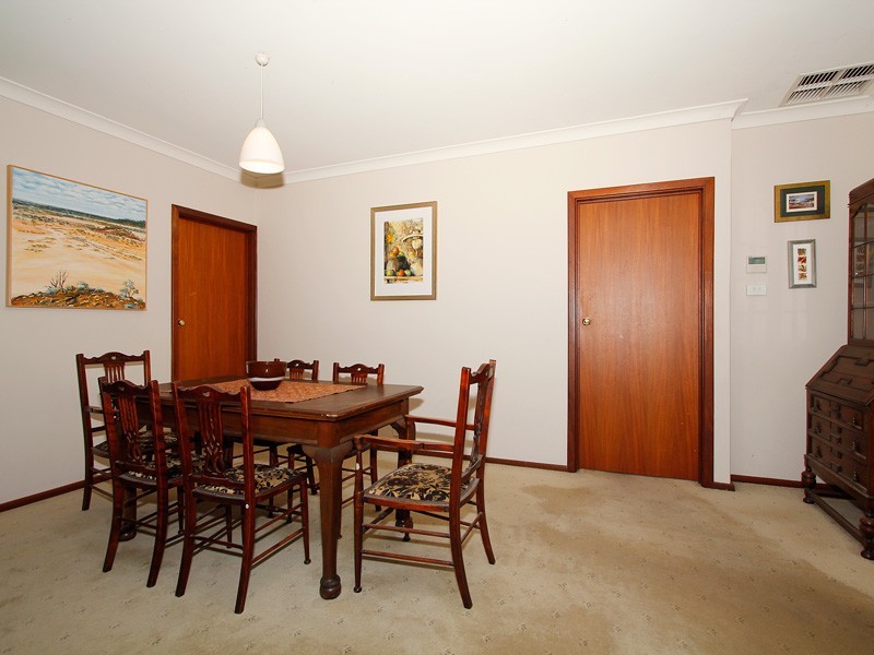 10 Lakes Way, Jandakot WA 6164