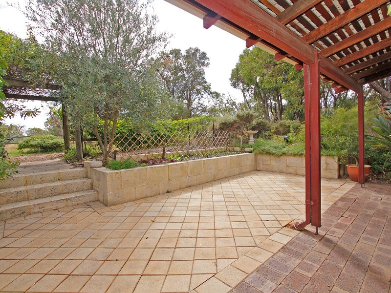 10 Lakes Way, Jandakot WA 6164
