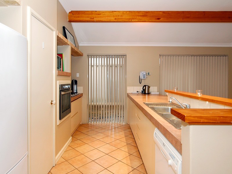 24 Veneta Circuit, Atwell WA 6164