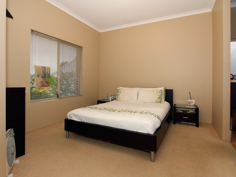 24 Veneta Circuit, Atwell WA 6164