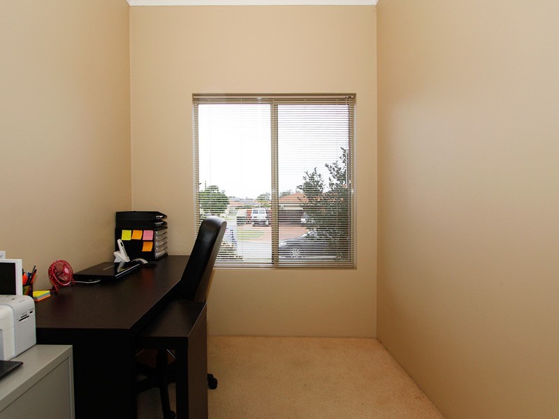 24 Veneta Circuit, Atwell WA 6164