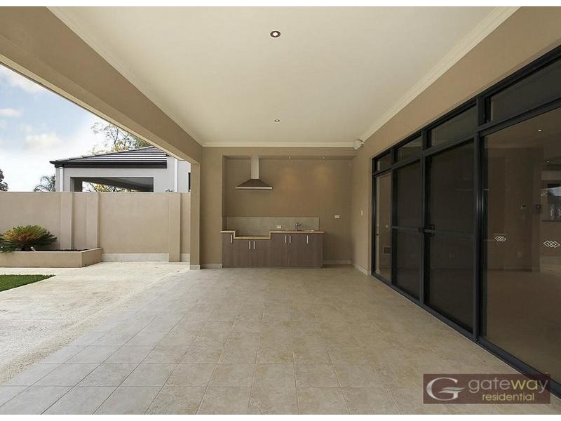 B/18 McCallum Crescent, Ardross WA 6153