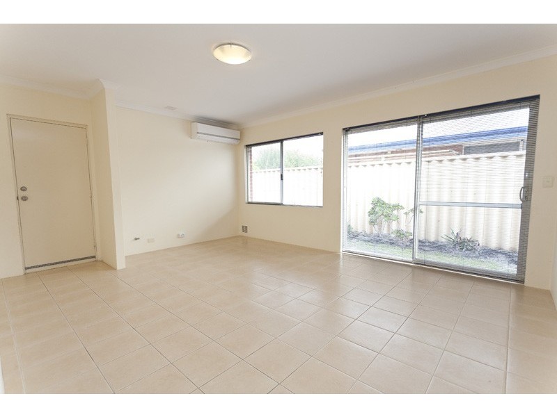 35 Windchime Terrace, Atwell WA 6164