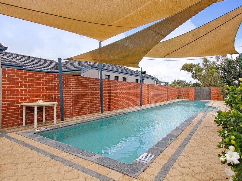 9/18 Serenity Parkway, Hammond Park WA 6164