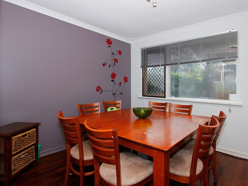 1 Butt Place, Orelia WA 6167