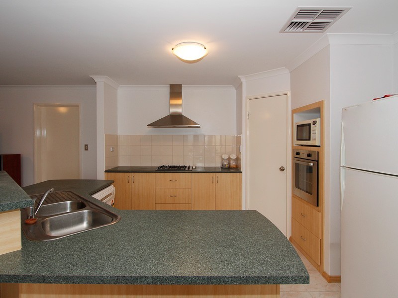 1 Domain Circle, Success WA 6164