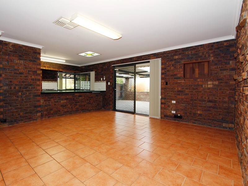29 Swallow Drive, Yangebup WA 6164