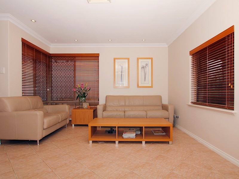 1C Locke Street, Mount Pleasant WA 6153