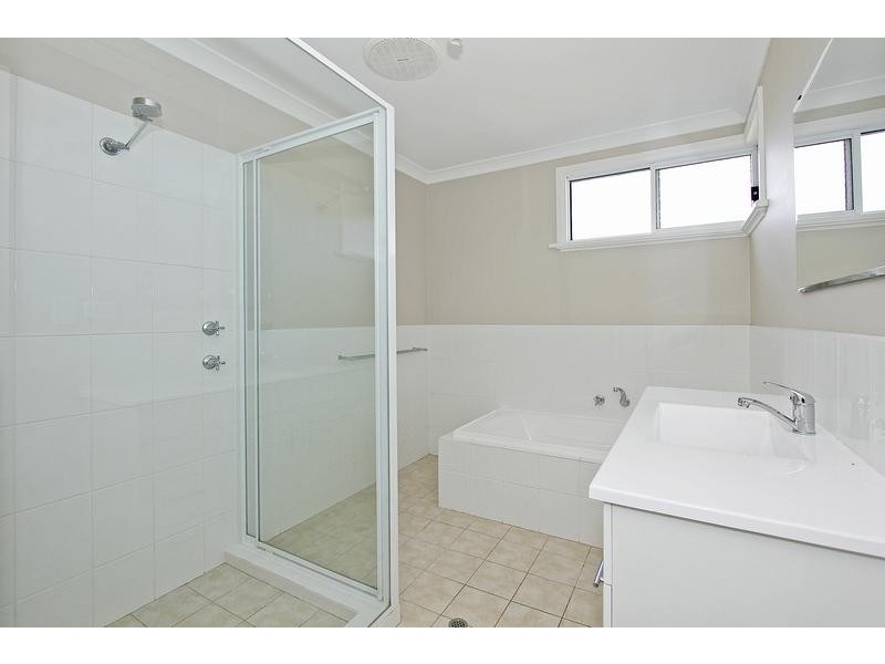 6 Richmond Entrance, Success WA 6164