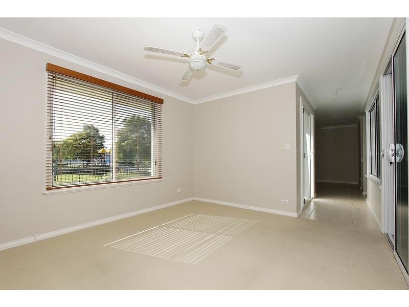 6 Richmond Entrance, Success WA 6164