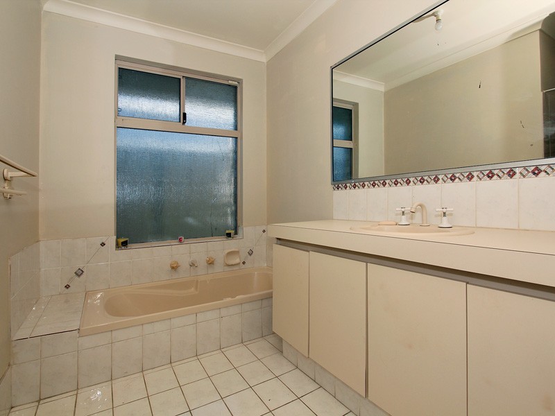 23 Mahogany Loop, Atwell WA 6164