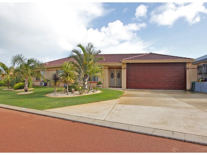 36 Aldenham Heights, Halls Head WA 6210