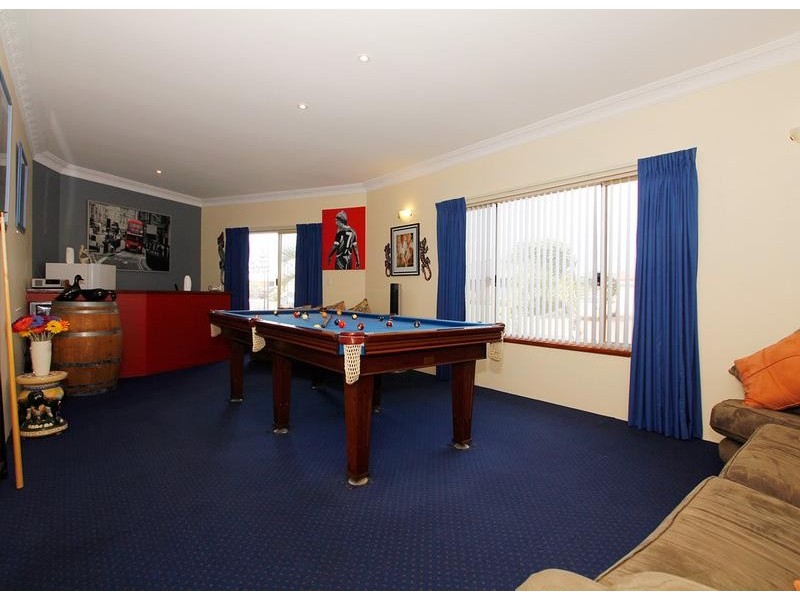 36 Aldenham Heights, Halls Head WA 6210