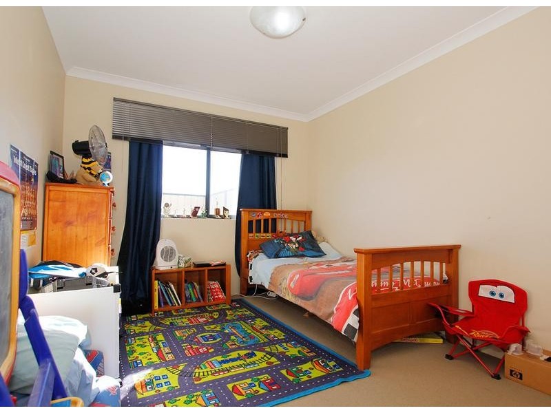 13 Sunflower Road, Success WA 6164