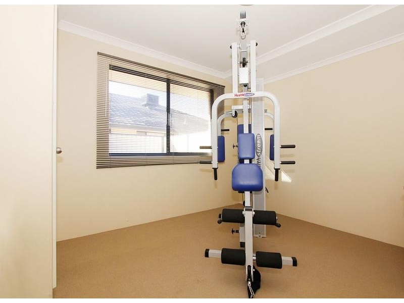 13 Sunflower Road, Success WA 6164