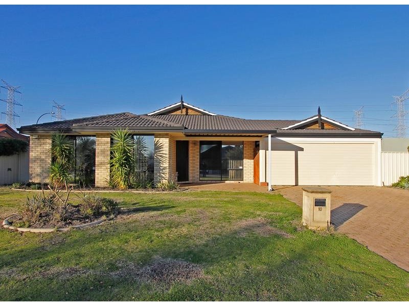 10 Breaden Pass, Success WA 6164