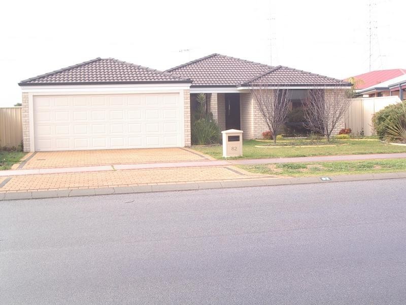 82 Baningan Avenue, Success WA 6164