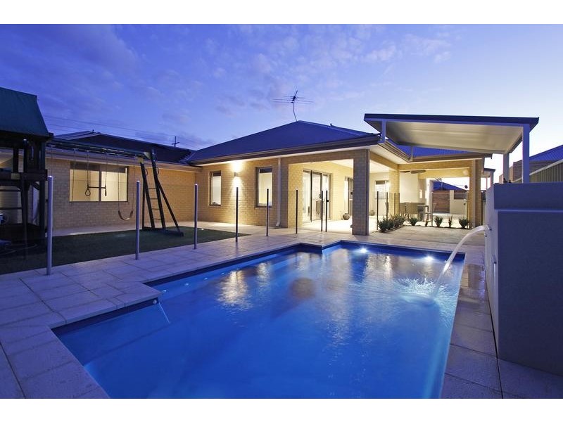 9 Cleland Court, Aubin Grove WA 6164