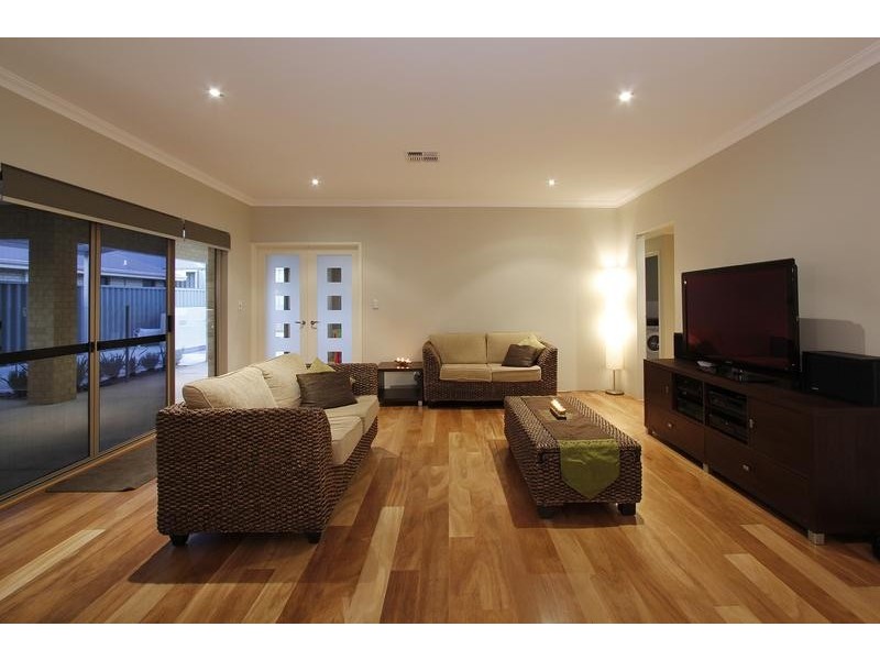 9 Cleland Court, Aubin Grove WA 6164