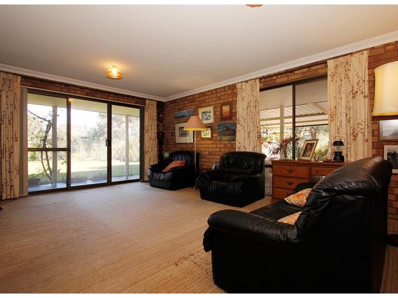 15 Glendale Crescent, Jandakot WA 6164