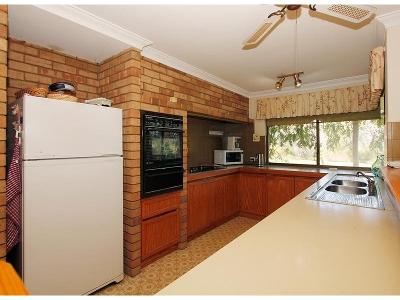 15 Glendale Crescent, Jandakot WA 6164