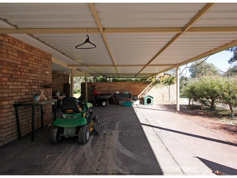 15 Glendale Crescent, Jandakot WA 6164