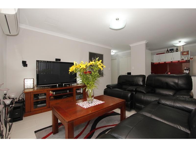 42 Peppermint Gardens, Aubin Grove WA 6164