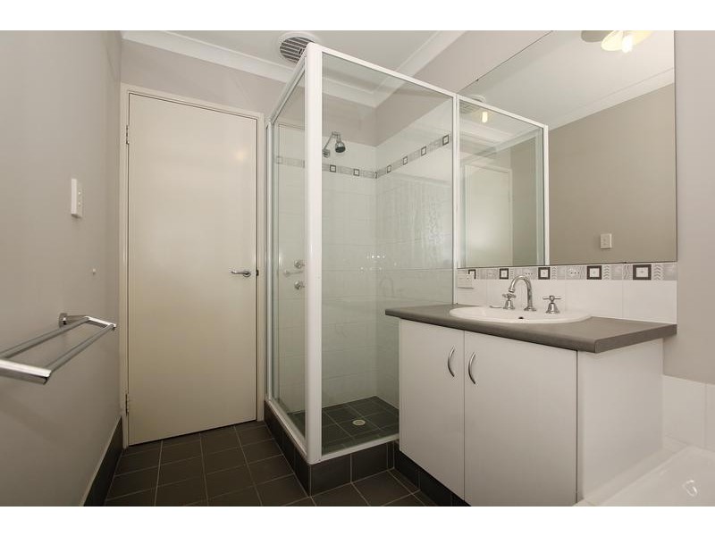 42 Peppermint Gardens, Aubin Grove WA 6164