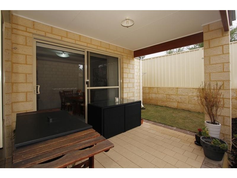 42 Peppermint Gardens, Aubin Grove WA 6164