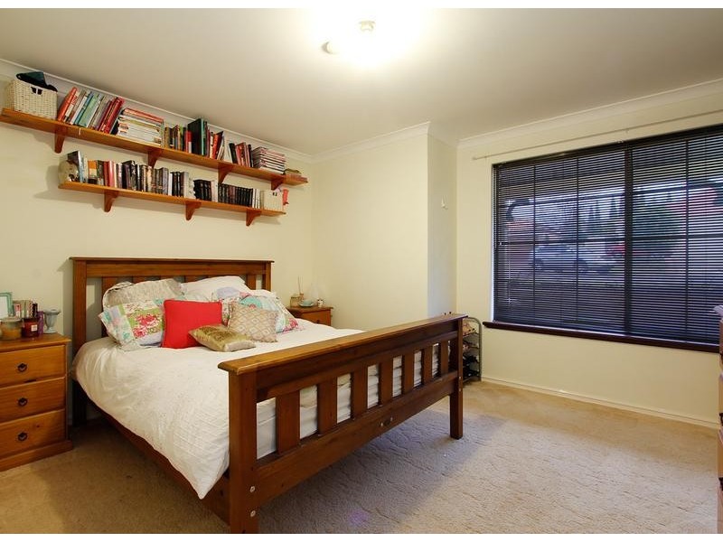 5 Coolum Mews, Jandakot WA 6164