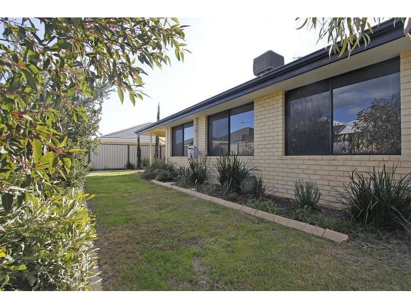 226 Gaebler Road, Aubin Grove WA 6164