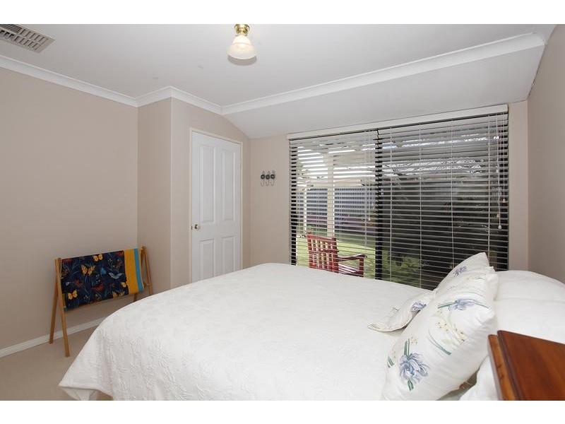 4 Millcroft Elbow, Jandakot WA 6164
