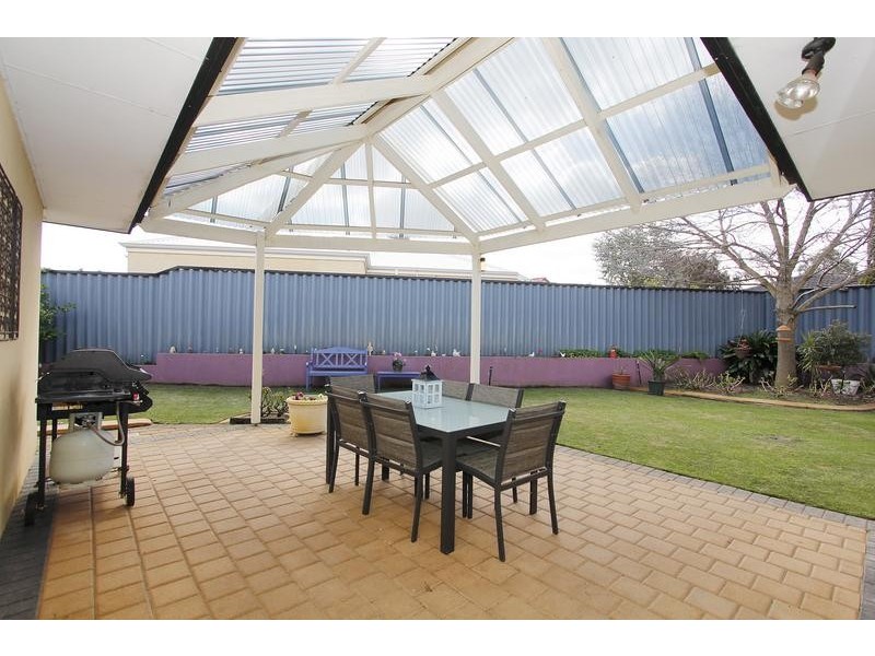 4 Millcroft Elbow, Jandakot WA 6164