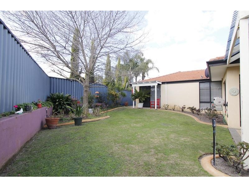 4 Millcroft Elbow, Jandakot WA 6164