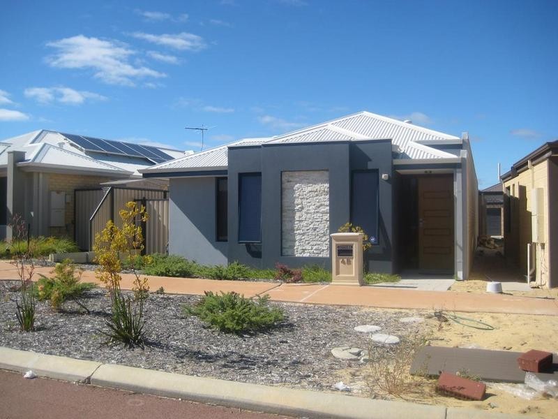 B/4 Torrey Court, Aubin Grove WA 6164