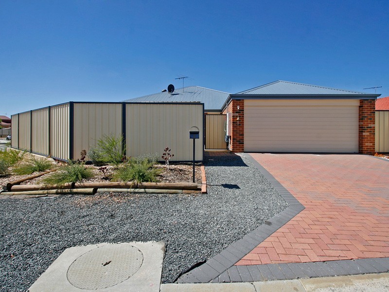 1 Galveston Bend, Success WA 6164