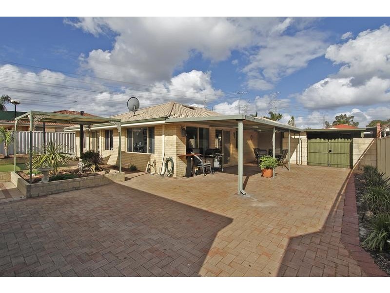 5 Hastings Court, Success WA 6164