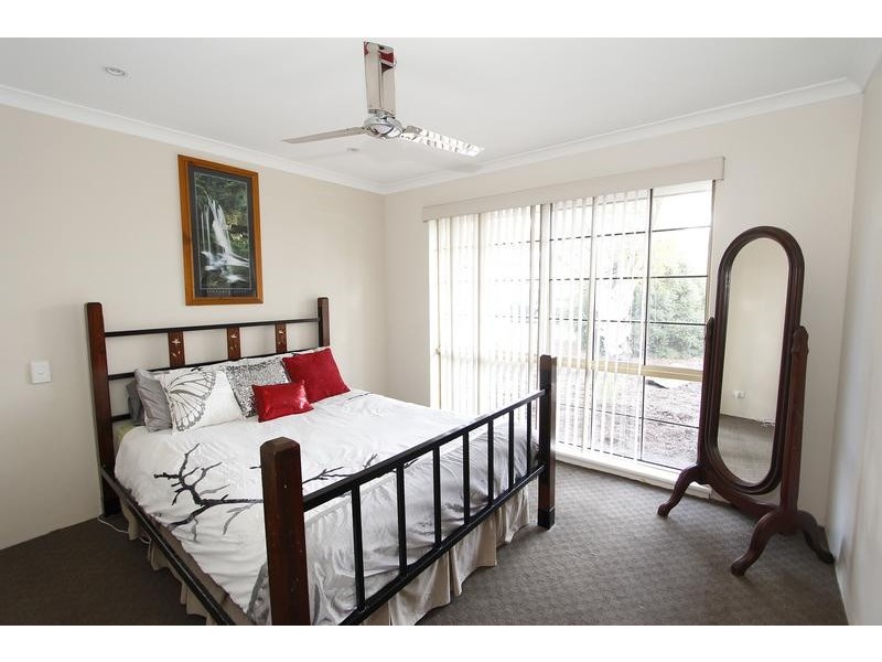 5 Hastings Court, Success WA 6164