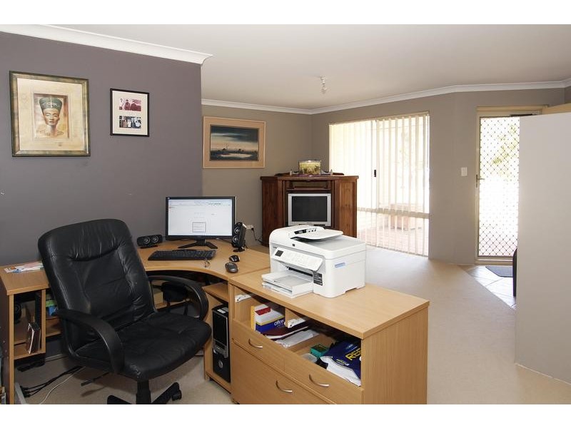 212 Tapper Road, Atwell WA 6164
