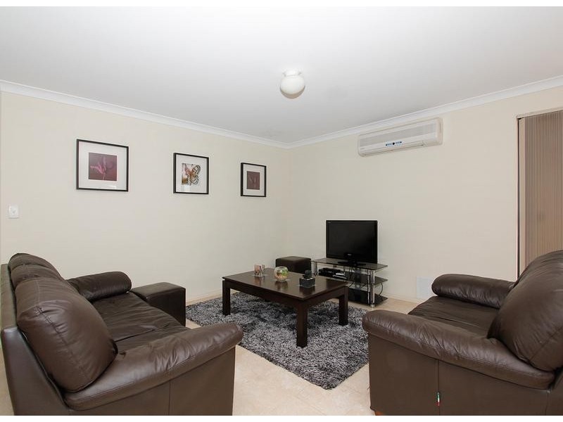 41 Baningan Avenue, Success WA 6164