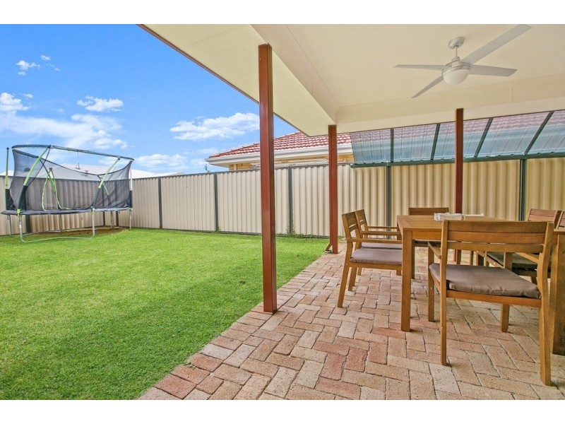 30 Belmore Bend, Aubin Grove WA 6164