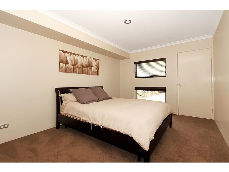 47 Willerin Loop, Success WA 6164